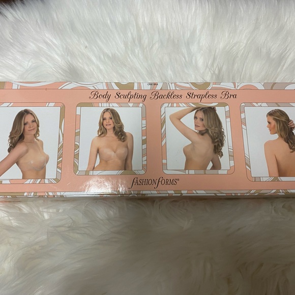 Fashion form silicone bra, strapless. Cup D. - Picture 1 of 3